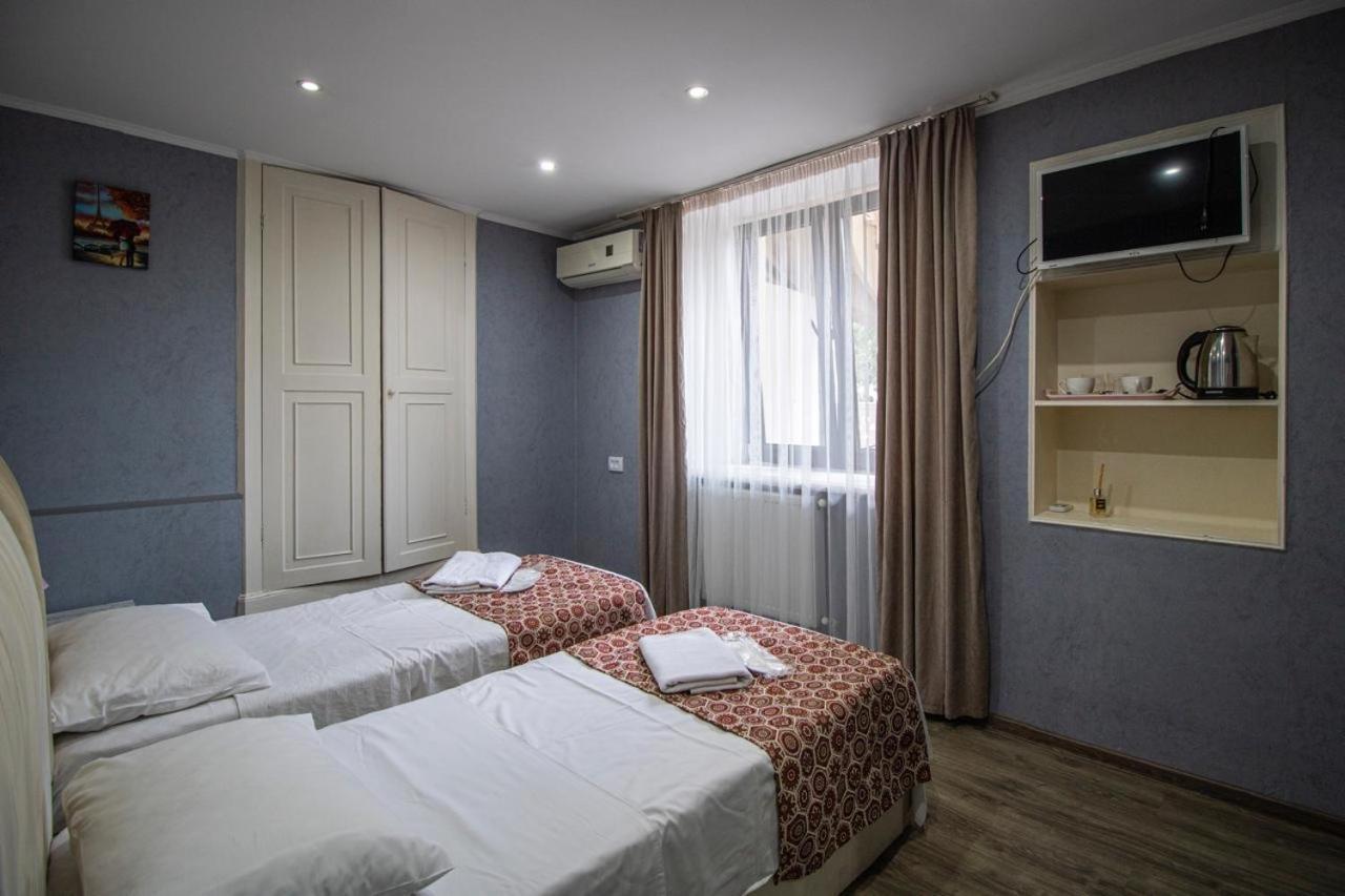 Hotelharmony Τυφλίδα Εξωτερικό φωτογραφία