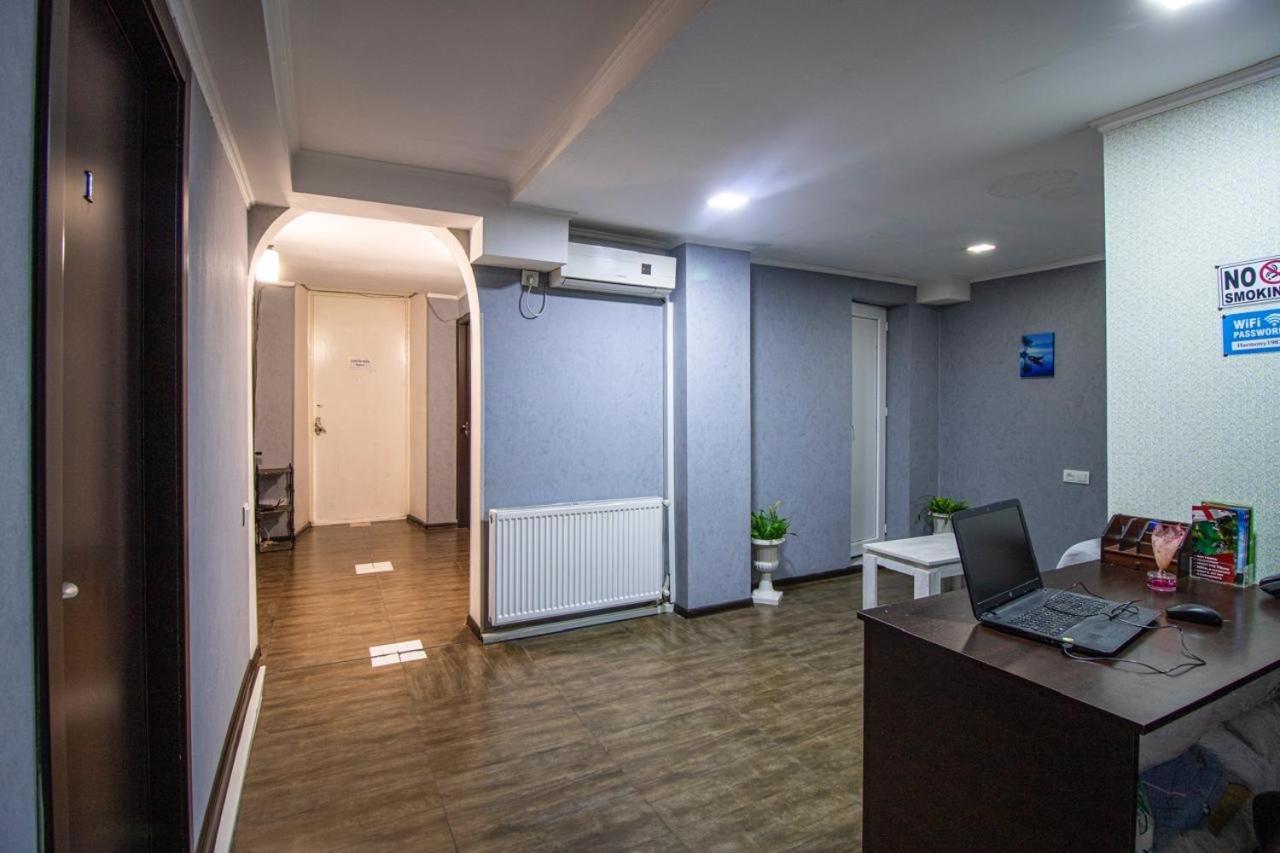 Hotelharmony Τυφλίδα Εξωτερικό φωτογραφία